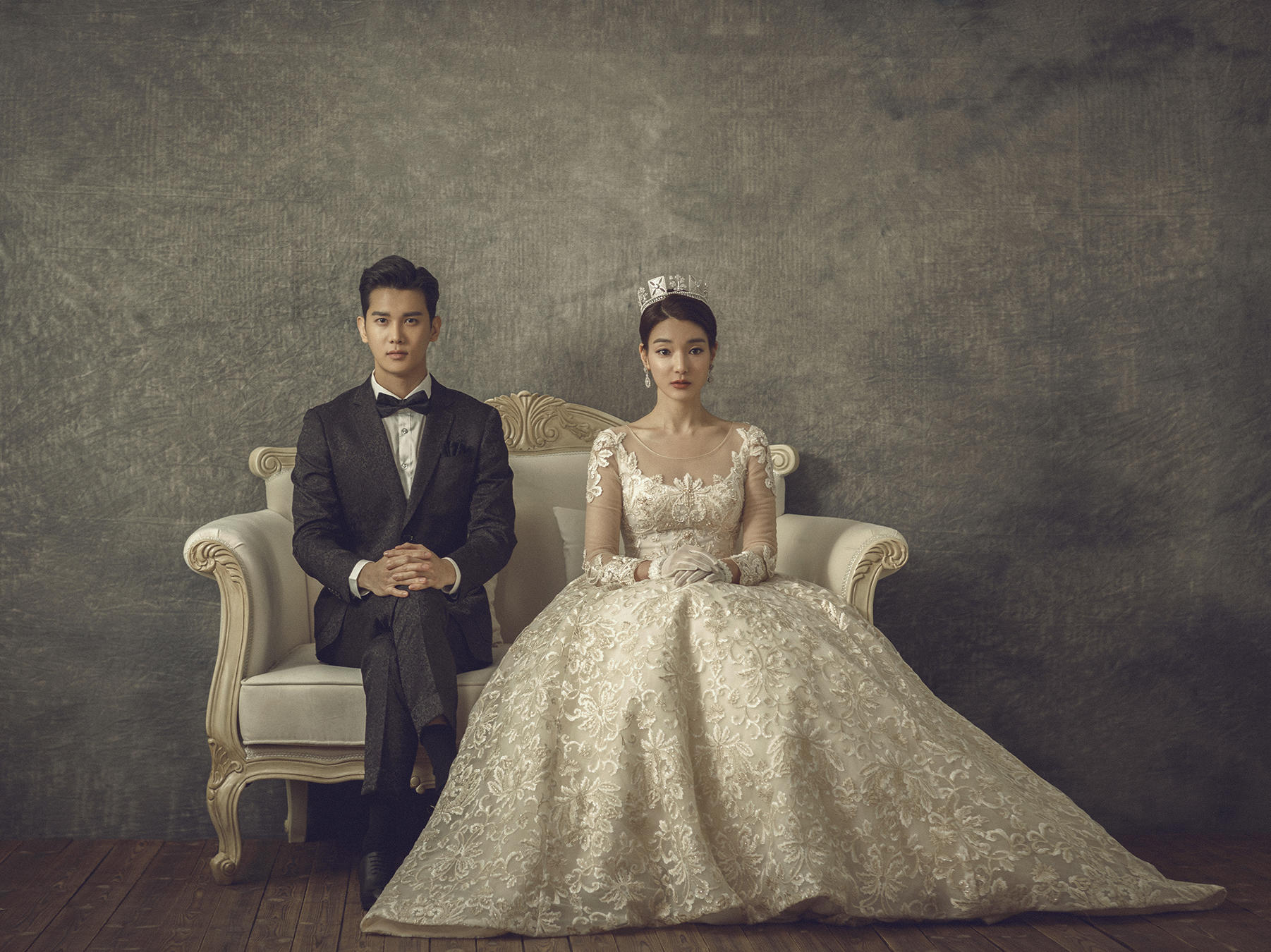 园林藏韵光影传情 —— 藏在绿意里的婚纱照美学(图1)